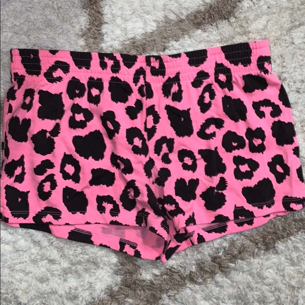 No Boundaries Child Pink Leopard Shorts